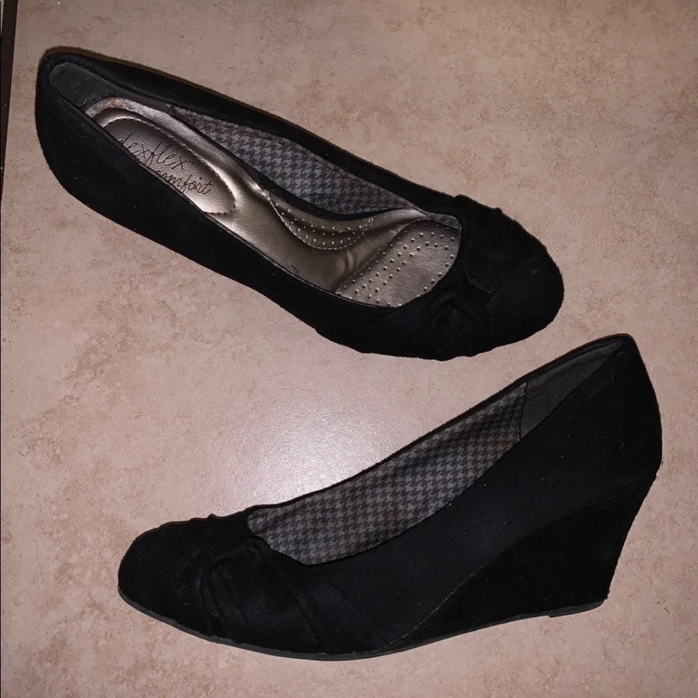 Dress pumps